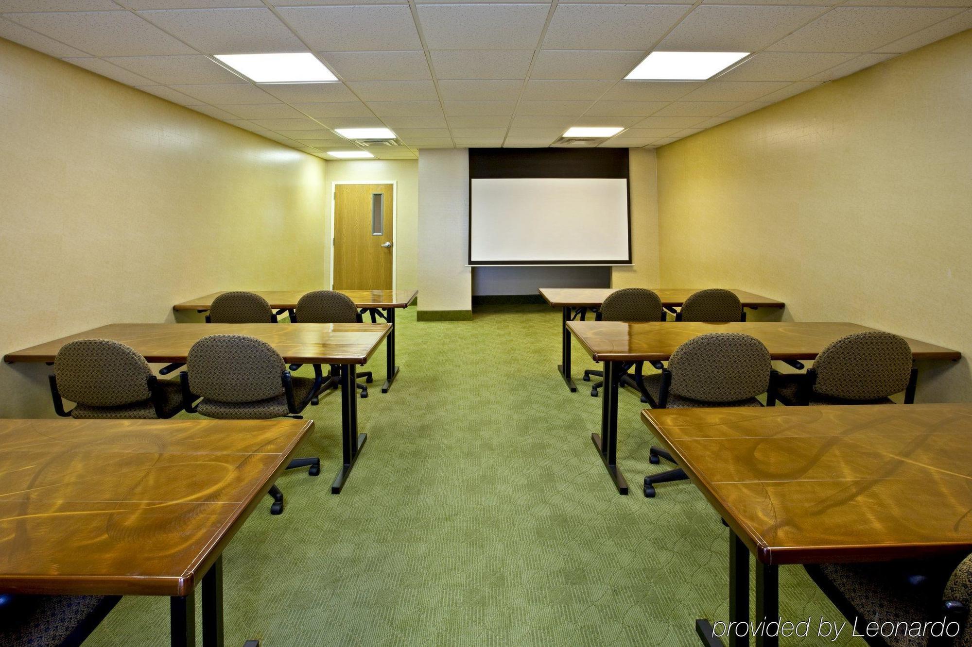 Holiday Inn Express Hotel & Suites Louisville East By Ihg Exterior foto