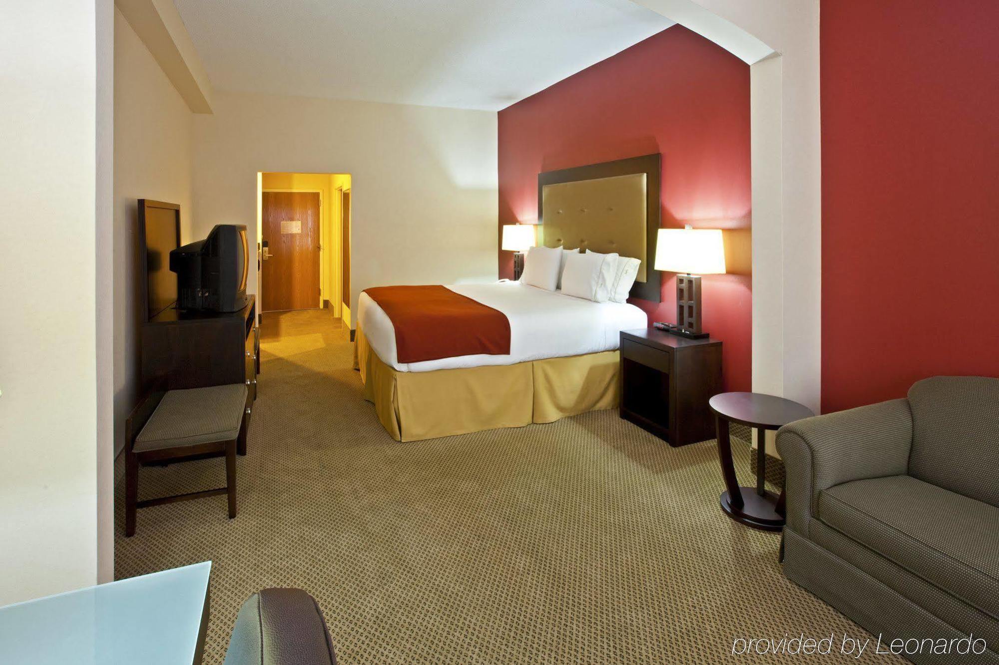 Holiday Inn Express Hotel & Suites Louisville East By Ihg Exterior foto